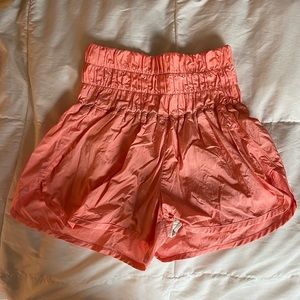 Free People Movement XS scrunch short